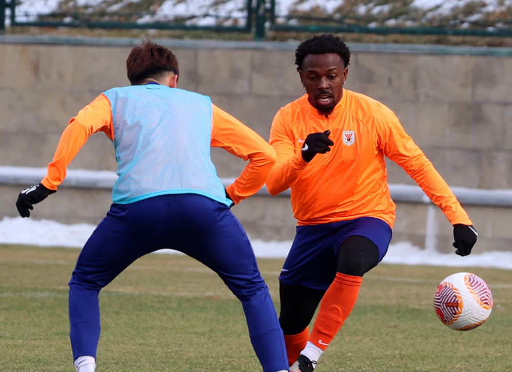 犹他爵士迎社区盾关键赛，冲刺阶段刷新队史纪录，媒体盛赞，赛程密集仍需轮换的简单介绍-九游娱乐